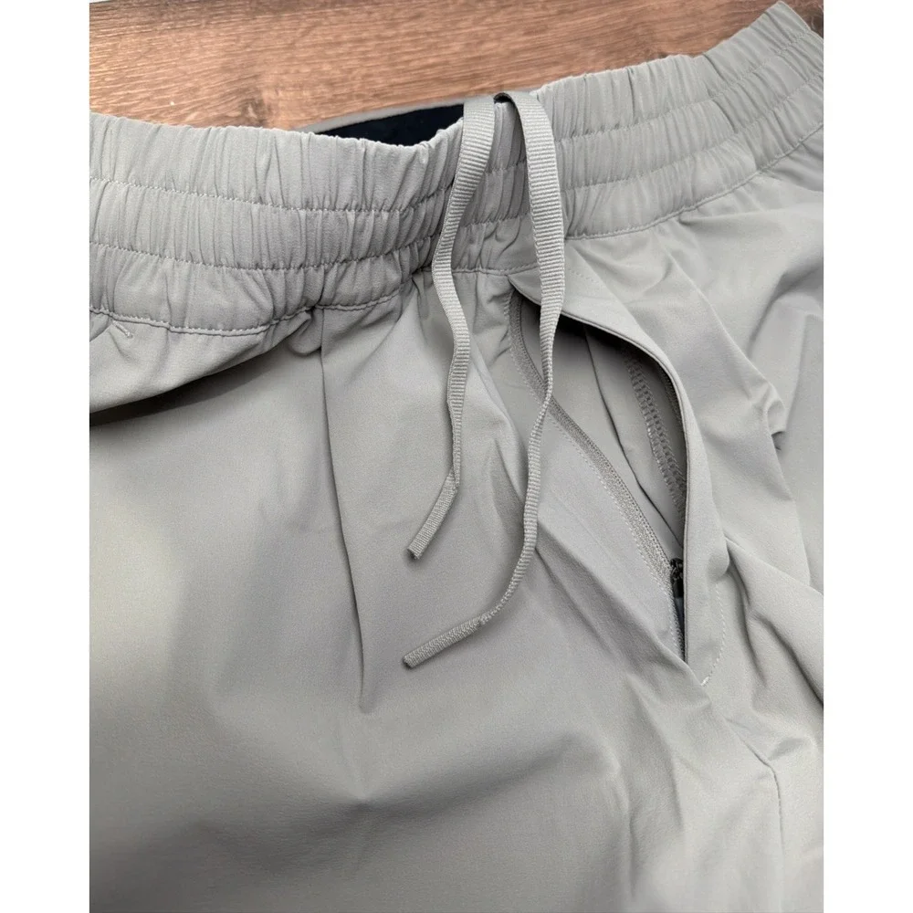 Under Armour x United Arrows Mens Nylon Tech Shorts Gray Size‎ M NWT Rare Collab